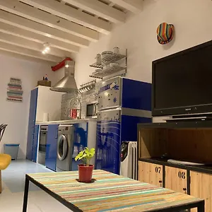 https://la-herrera-de-sagasta.hotelsincadiz.net